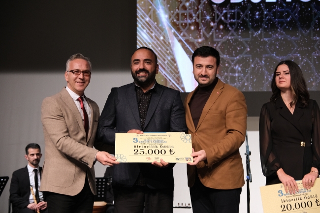 Bursa'da mevlana şiirlerinden besteler yarıştı
