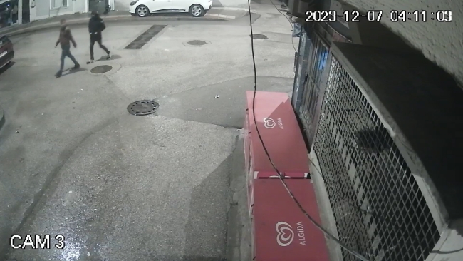 Bursa'da çaldığı otomobille Yalova'da gezerken yakalandı