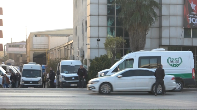 Bursa'da feci ölüm! Yük asansörü ile duvar arasında sıkışan işçi öldü