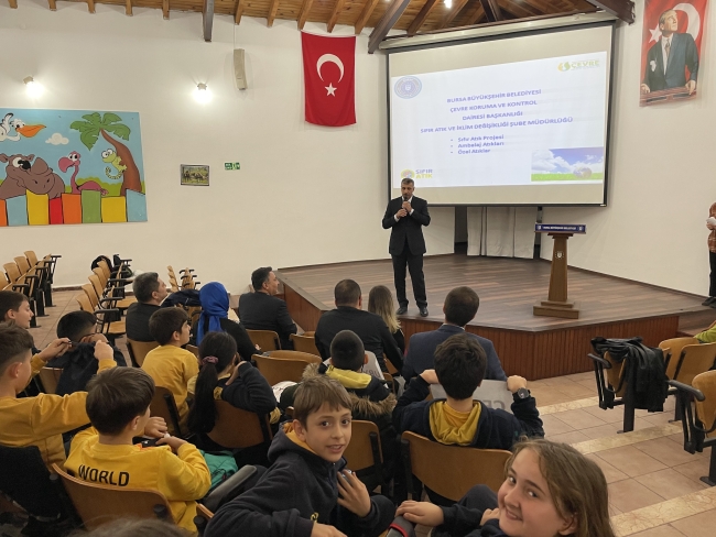 Bursa'da çevreci minikler ödüllendirildi