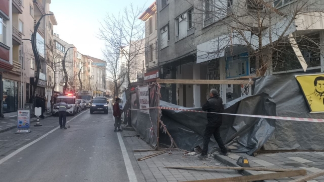 Bina yıkımı az daha faciaya dönüşecekti!