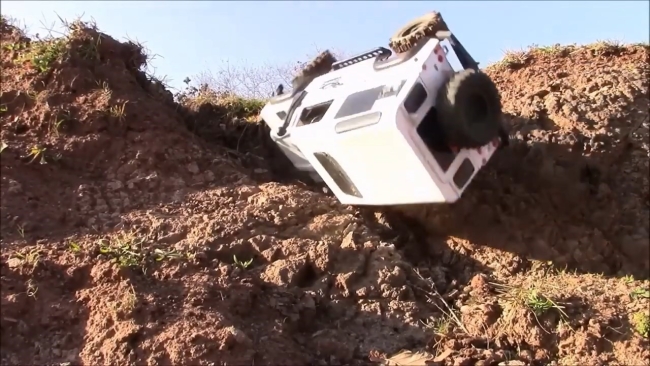 Takla atan off-road araçları yürekleri ağza getirdi
