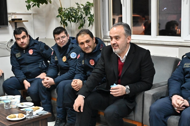 Başkan Aktaş'tan yılın son ve ilk bebeklerine ziyaret