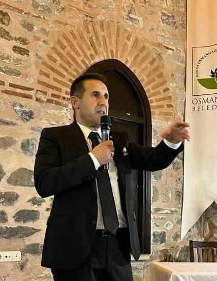 Emekli Albay Özeller Bursa'da okurlarıyla buluştu