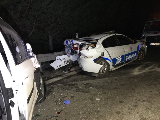 TEM Otoyolu'nda can pazarı! 14 göçmen, 4 polis yaralı