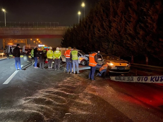 TEM Otoyolu'nda can pazarı! 14 göçmen, 4 polis yaralı