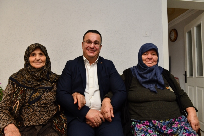 Mustafakemalpaşa Belediyesi'nde hizmet her yerde
