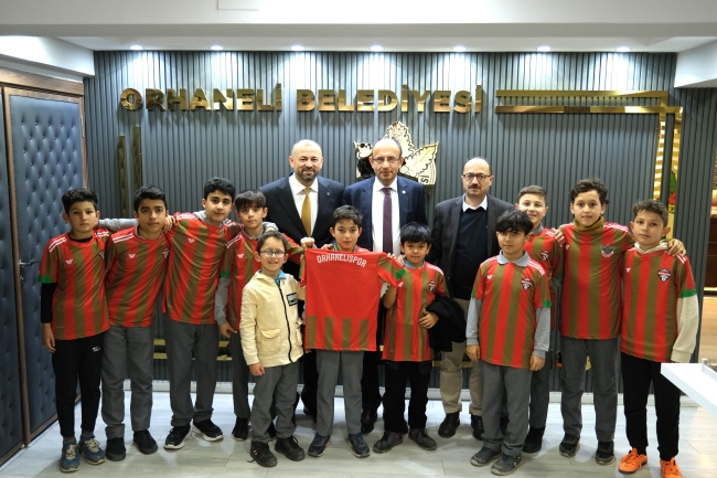 Orhaneli'de öğrencilerin forma heyecanı