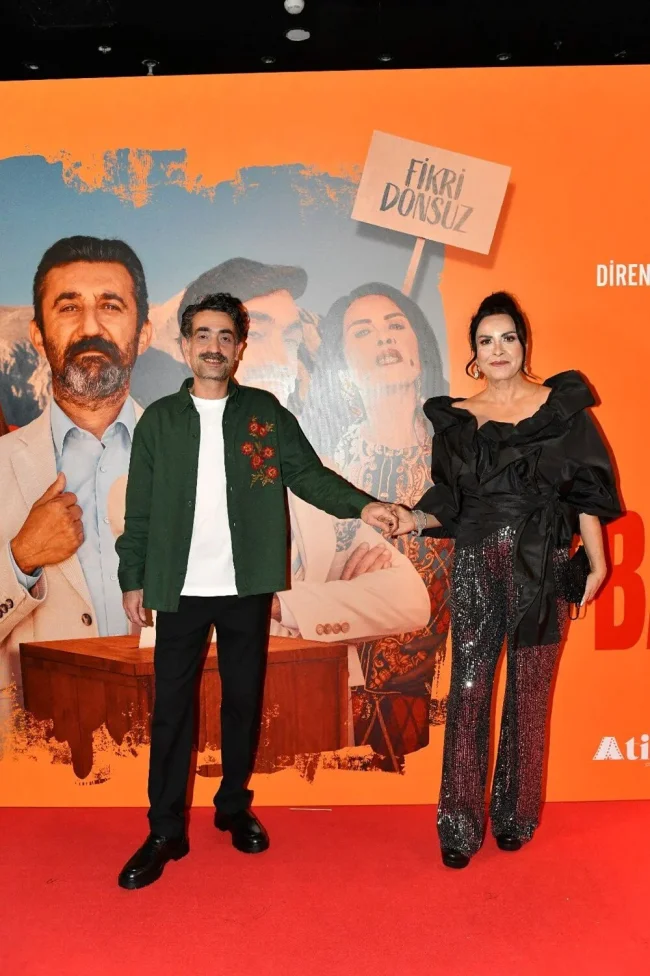 Başkan filmine ünlü yıldızlarla dolu gala