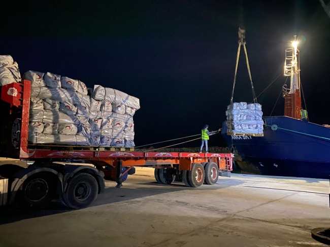 Kızılay bin 700 tonluk yardımı Gazze'ye ulaştırdı
