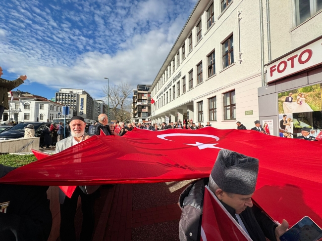 Bursa'da 'Teröre Lanet Yürüyüşü' başladı