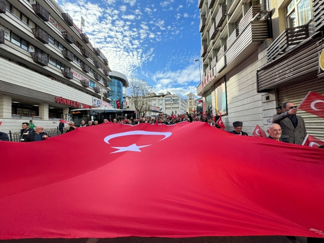 Bursa'da 'Teröre Lanet Yürüyüşü' başladı