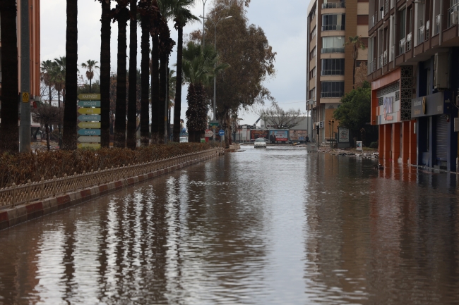 İskenderun yine sular altında kaldı!