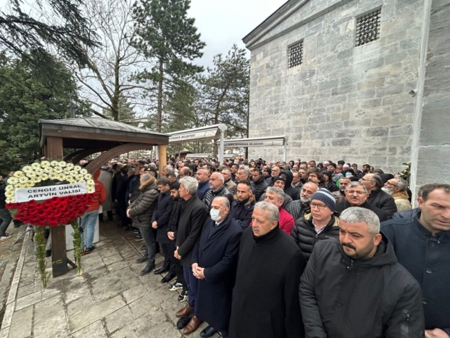 Faruk Çelik'in annesi son yolculuğuna uğurlandı