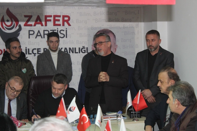 Zafer Partisi Ferit Gürsoy'la Yıldırım'da hızlı başladı