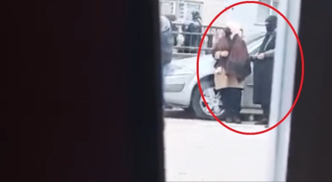 Bursa'da suç makinesi kadın, kıyafet değiştirirken yakalandı