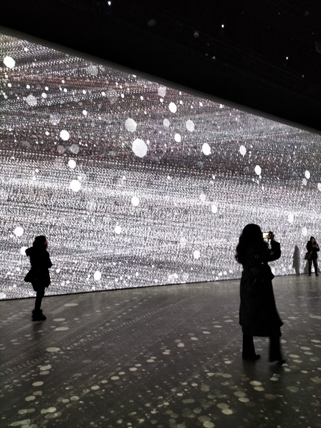 'PARALLEL UNIVERSE' Bursa'da