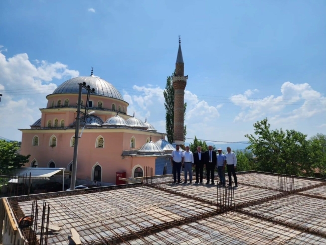 Orhaneli’de köy konakları tamamlanıyor