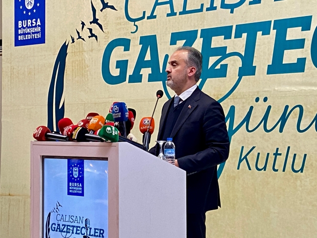 Bursa Büyükşehir Belediye Başkanı Alinur Aktaş basın mensuplarıyla buluştu