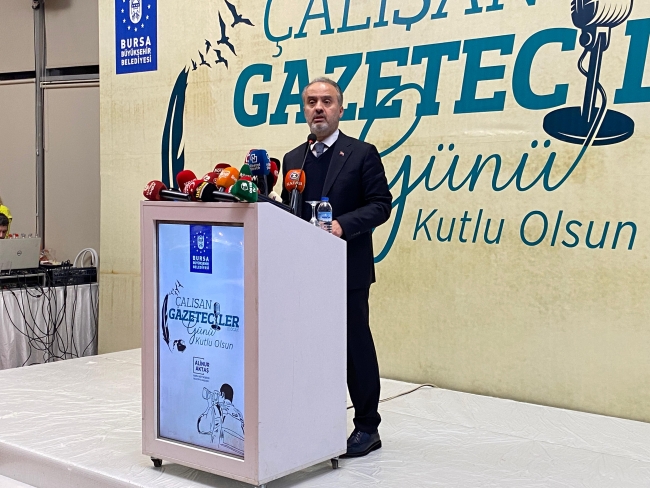 Bursa Büyükşehir Belediye Başkanı Alinur Aktaş basın mensuplarıyla buluştu