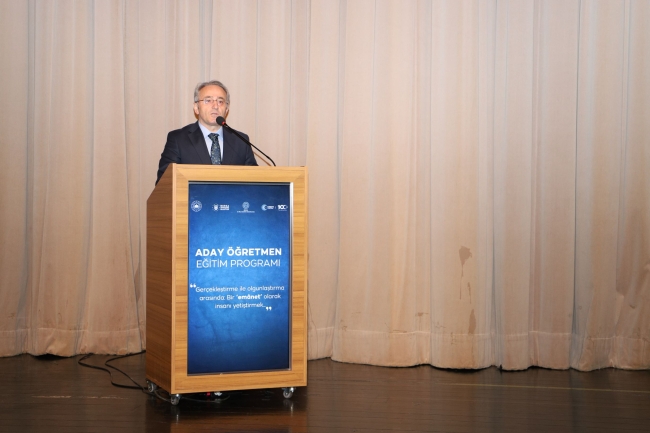 Bursa’da aday öğretmenlerin eğitim programı tamamlandı