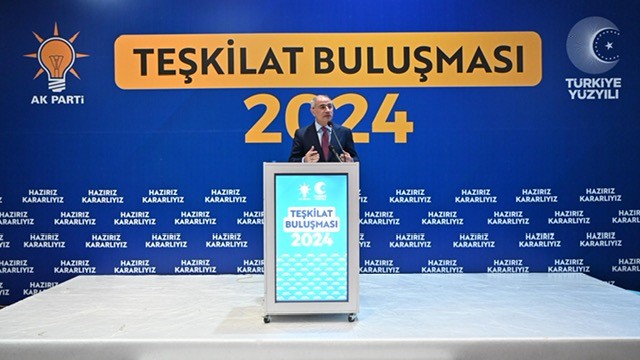 AK Parti, Bursa'da kuruluş ruhuyla sahaya iniyor