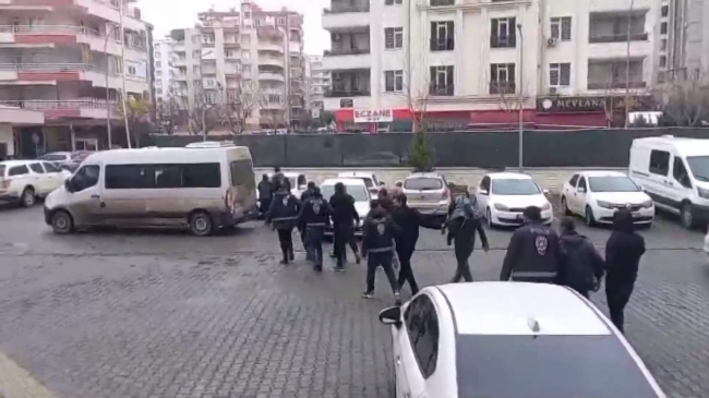 Canan Karatay'ı da dolandırmışlardı! 47 gözaltı
