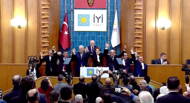 Başkan Atay resmen İYİ Partili oldu