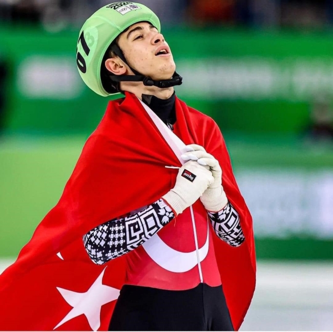 Muhammed Bozdağ'dan tarihi başarı!