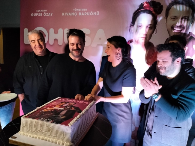 Lohusa filmi oyuncuları Sinema Kino'ya geldi