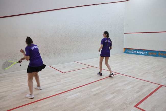 Nilüfer’de Squash Şampiyonası heyecanı