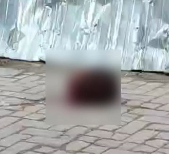 Zeytinburnu'nda dehşet! Arkadaşını öldürüp başını kesti