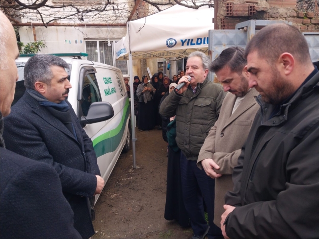 Bursa'da feci kaza! Servis otobüsünün altında kaldı