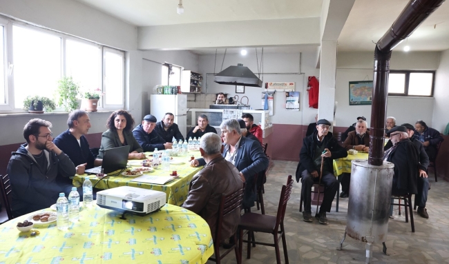 Bursa'da çiftçilere toprak, bitki ve su analizleri anlatıldı