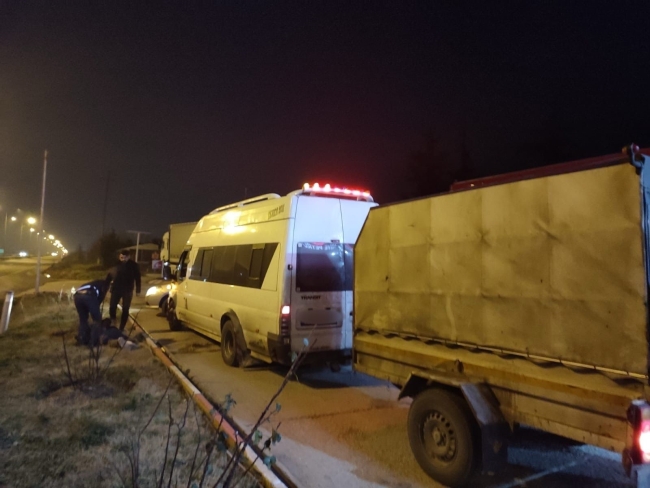Bursa'da kaçak göçmen operasyonu! Kıskıvrak yakalandılar