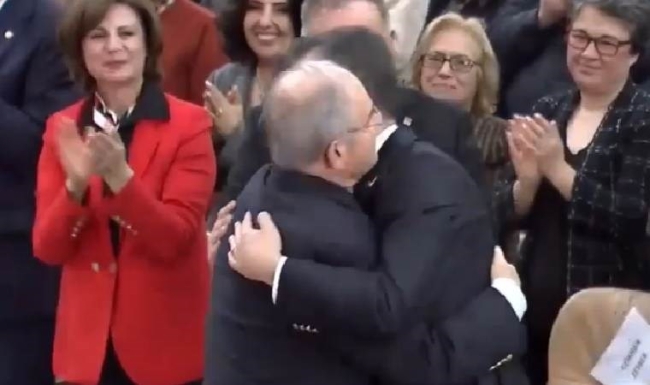 Özgür Özel Eskişehir adaylarını tanıttı