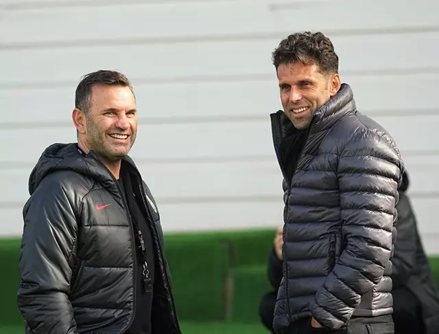 Galatasaray antrenmanında sürpriz isim!