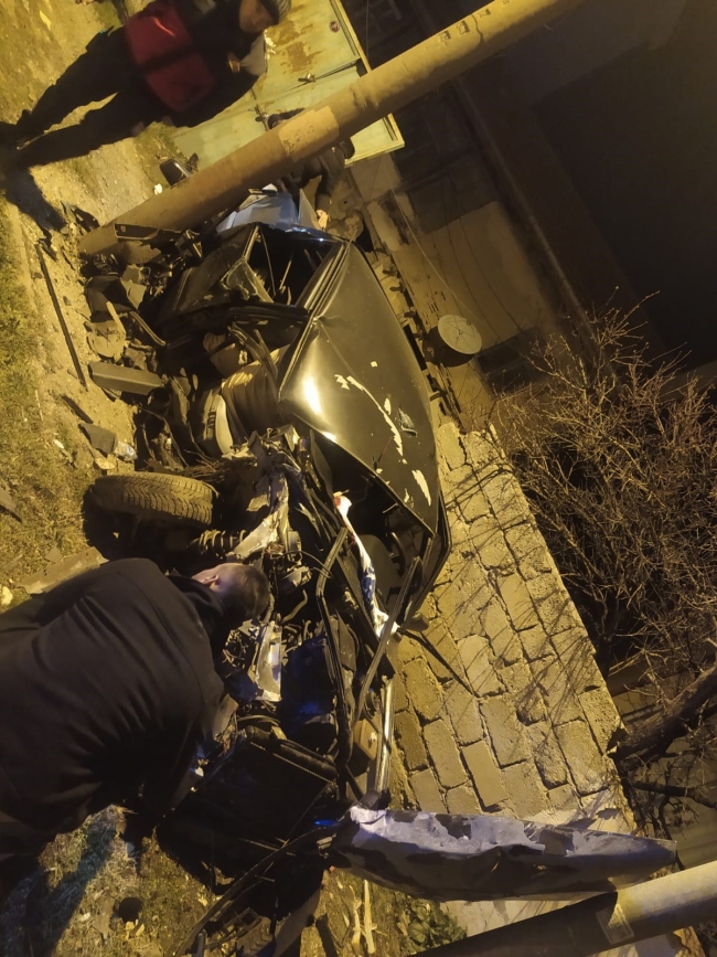 Alkollü olarak direksiyona geçti kaza yaptı!