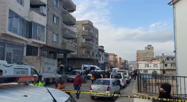 Damat dehşeti! Eşinin ailesinden 3 kişiyi öldürdü
