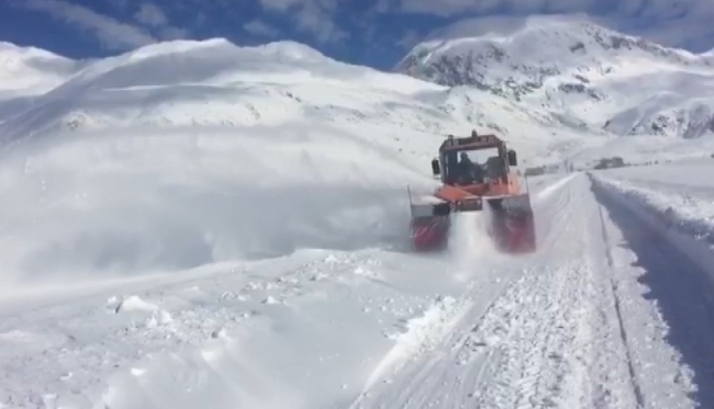 Tunceli'de köy yolları bir bir açılıyor!