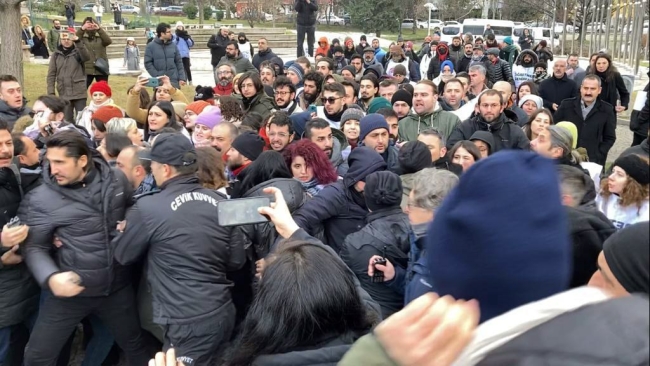 Özel sektörde çalışan öğretmenler meclise yürüdü!