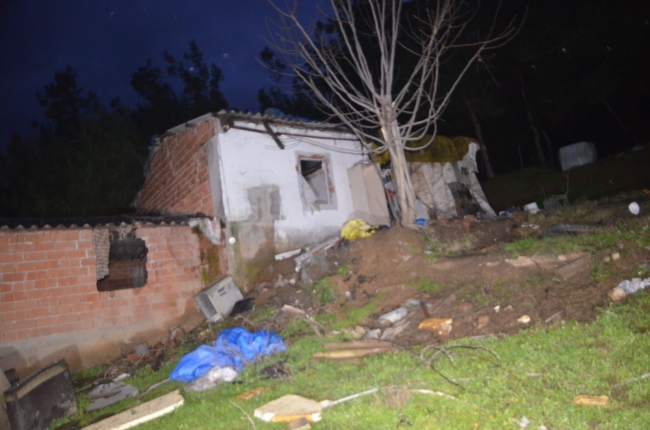 Bursa'da bağ evi hırsızları jandarma tarafından yakalandı
