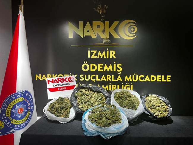 Bakın uyuşturucuları nereye saklamışlar!