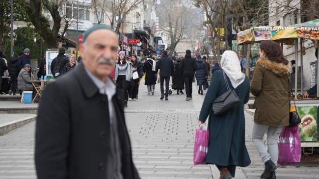 Bursa'da kılıktan kılığa giriyorlar, suçluları böyle yakalıyorlar