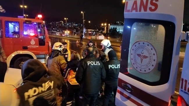 Ehliyetsiz sürücü kaza yapınca yakayı ele verdi!