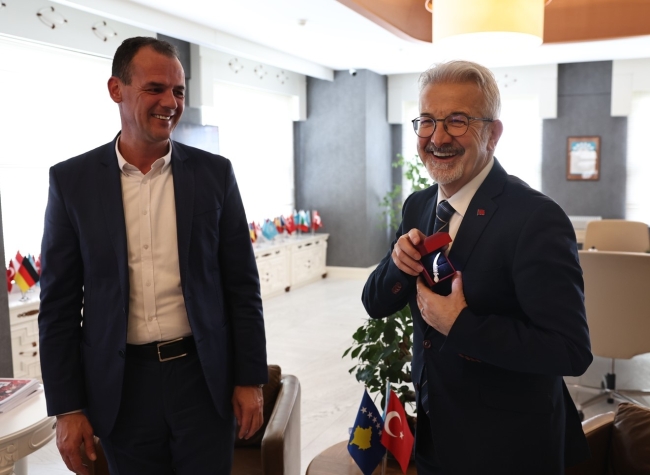 Peja Belediyesi'nde kardeş kent Nilüfer'e ziyaret