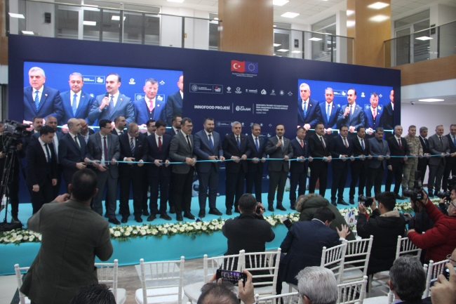 Bakan Kacır, Gıda Araştırma ve Analiz Merkezi'nin açılışını yaptı
