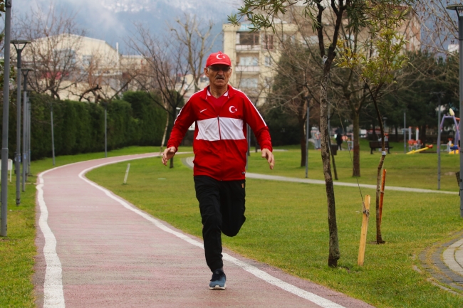 Tokyo Maratonu'na özel davet aldı, gidebilmek için Bursa'da inşaatlarda çalışıyor