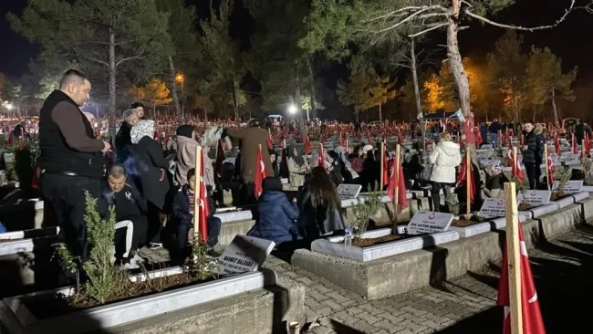 Asrın felaketinde hayatını kaybedenler anıldı