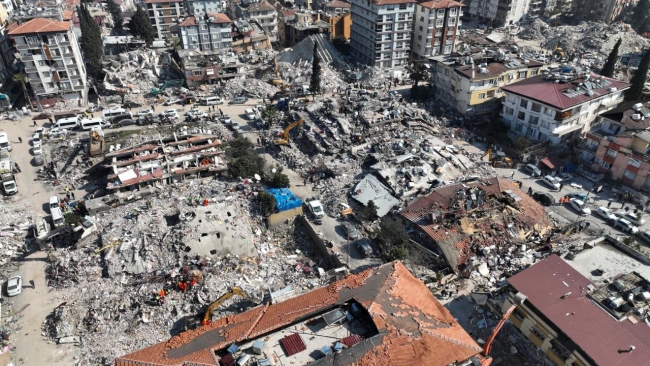 6 Şubat 2023 Kahramanmaraş depremlerinin üzerinden 1 yıl geçti! Unutmadık, Unutmayacağız...